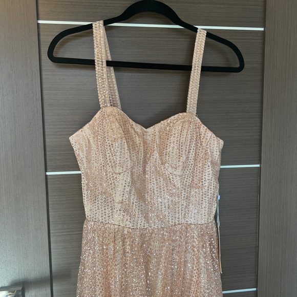 NEW Long Sparkly Gold Dress - Picture 5 of 10